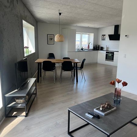 New 2 Bedroom Apt - Ocean And Mountain View Tórshavn Dış mekan fotoğraf